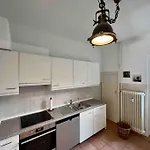 Schoene In Innenstadt Appartement Neumünster
