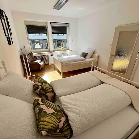 Schoene In Innenstadt Apartmán *